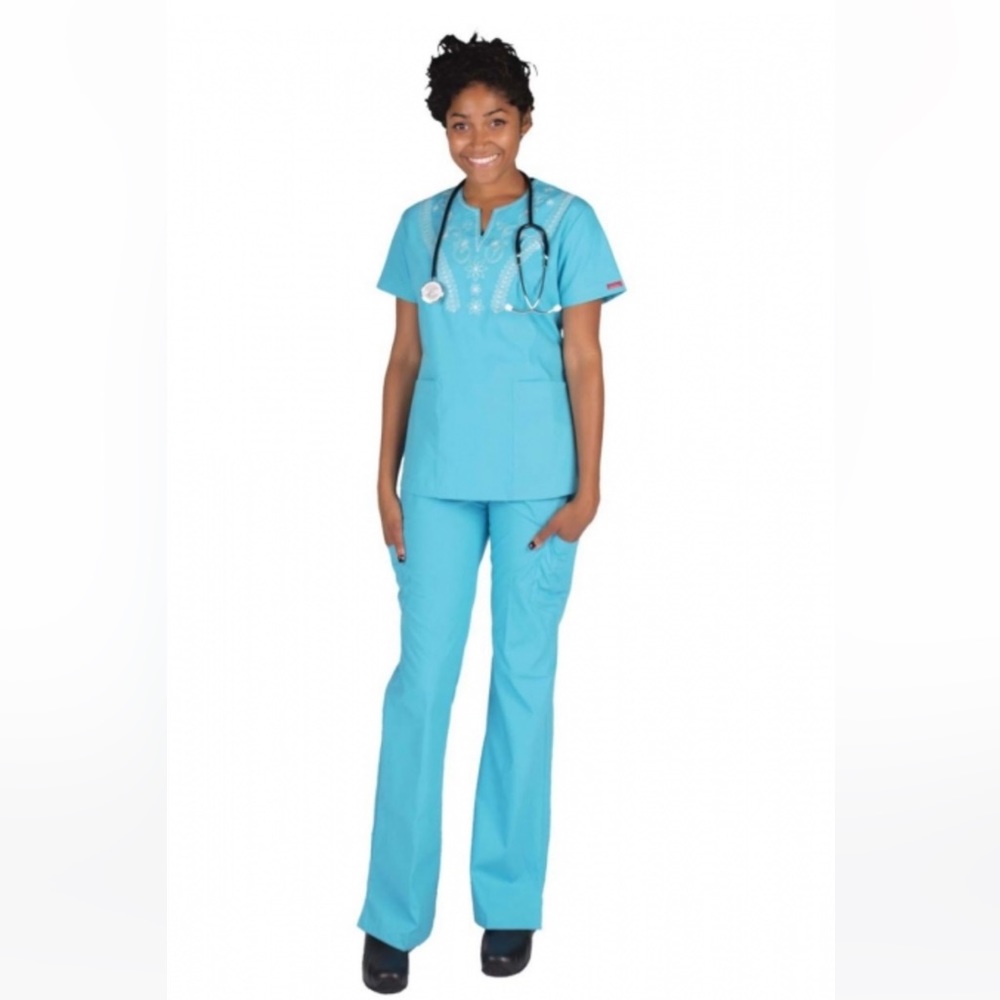 Small Sky blue scrubs